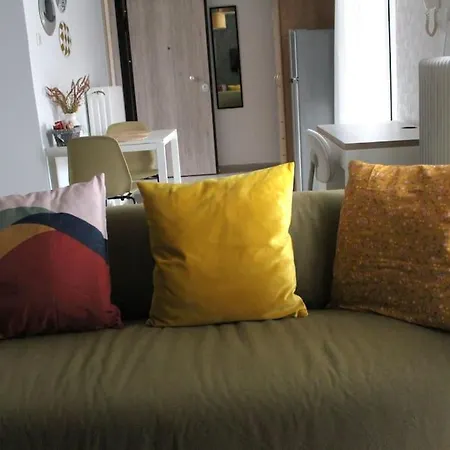 Sweethome * Larissa